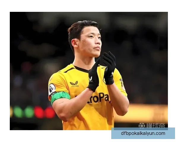 黄喜灿在狼队近期表现稳健，进攻端持续提升